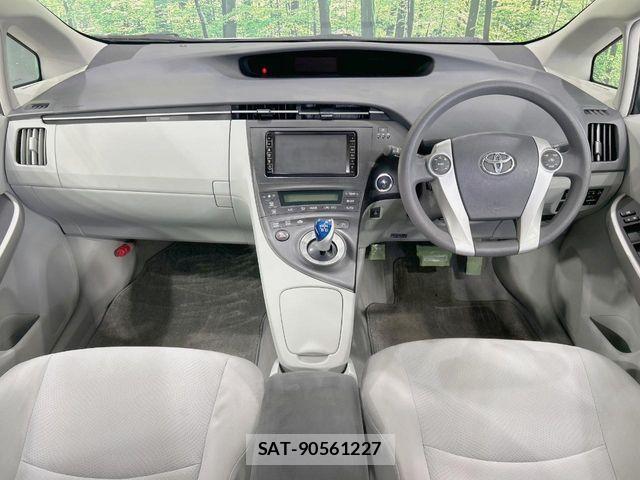 Toyota PRIUS 2009-11 8037734-1