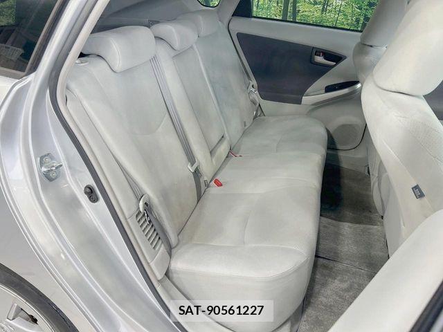 Toyota PRIUS 2009-11 8037734-8