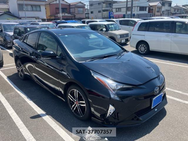 Toyota PRIUS 2018-01 8037697-0