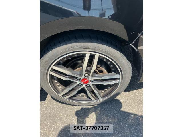 Toyota PRIUS 2018-01 8037697-9