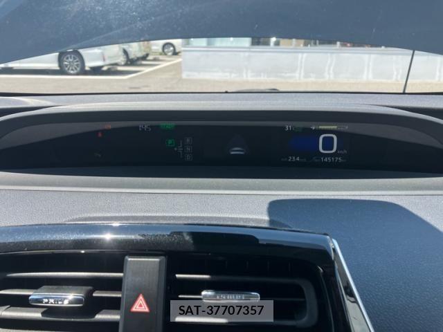 Toyota PRIUS 2018-01 8037697-17