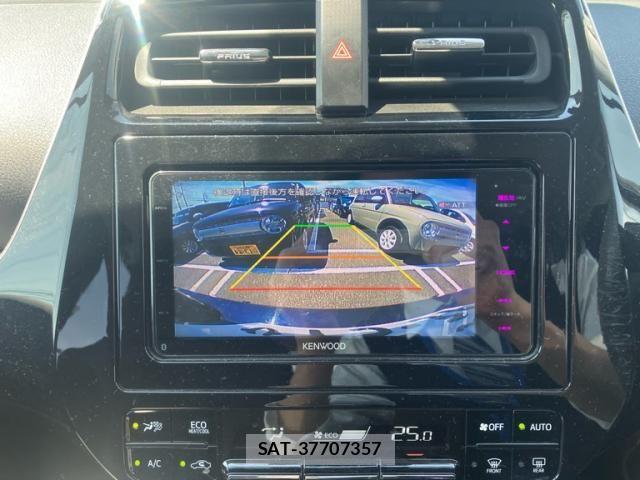 Toyota PRIUS 2018-01 8037697-21
