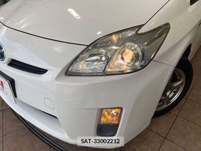Toyota PRIUS 2011-07 8037724-11