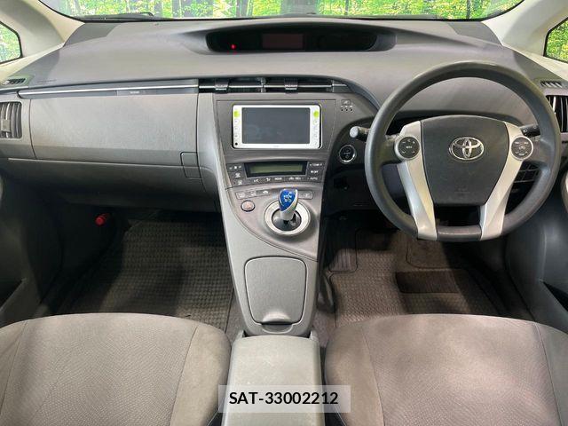 Toyota PRIUS 2011-07 8037724-1