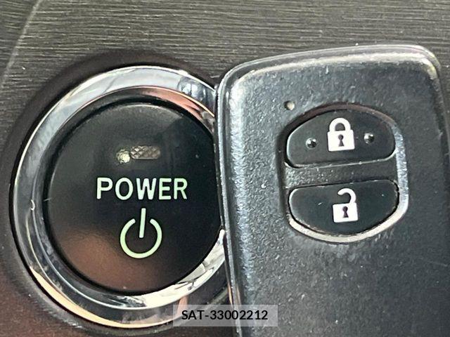 Toyota PRIUS 2011-07 8037724-6