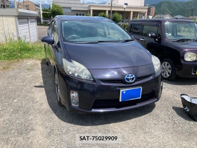 Toyota PRIUS 2011-06 8037756-0
