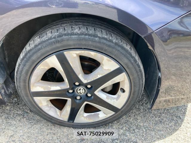 Toyota PRIUS 2011-06 8037756-5