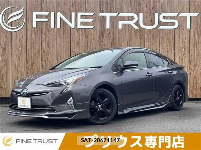 Toyota PRIUS 2018-07 8037673-0