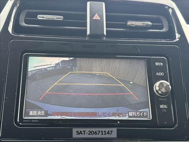 Toyota PRIUS 2018-07 8037673-4