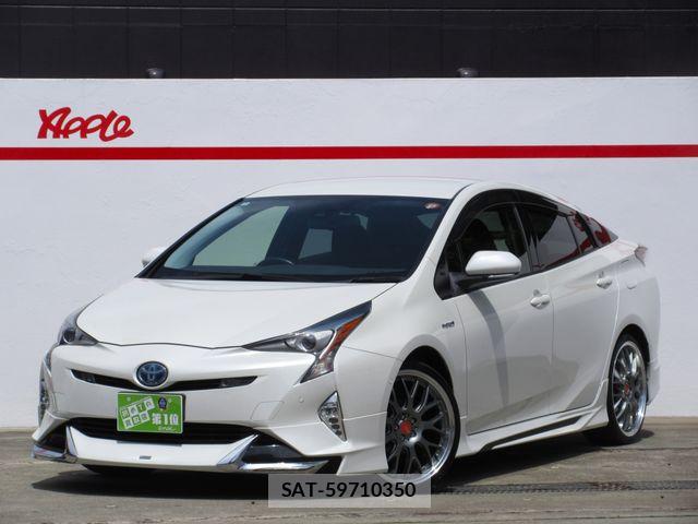 Toyota PRIUS 2017-06 8037692-0