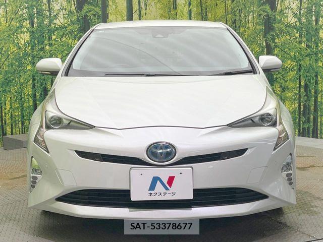 Toyota PRIUS 2017-03 8037666-13