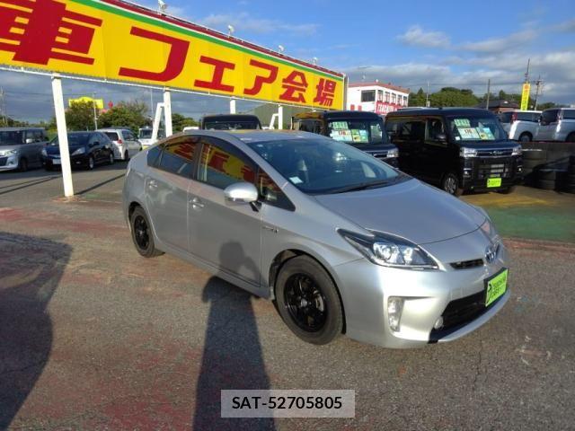 Toyota PRIUS 2015-08 8037694-8