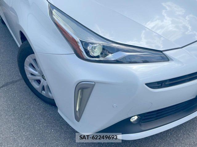Toyota PRIUS 2022-03 8037661-11