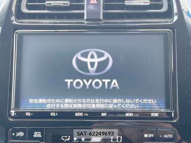Toyota PRIUS 2022-03 8037661-2