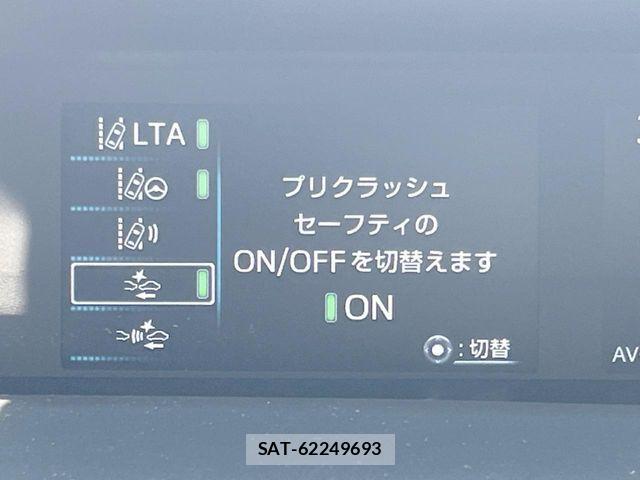 Toyota PRIUS 2022-03 8037661-4