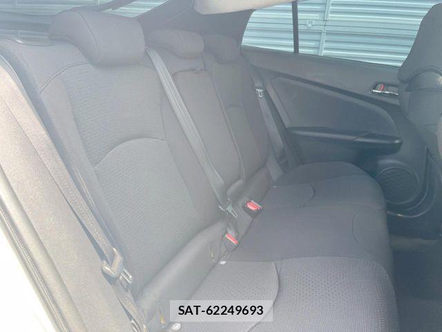 Toyota PRIUS 2022-03 8037661-8