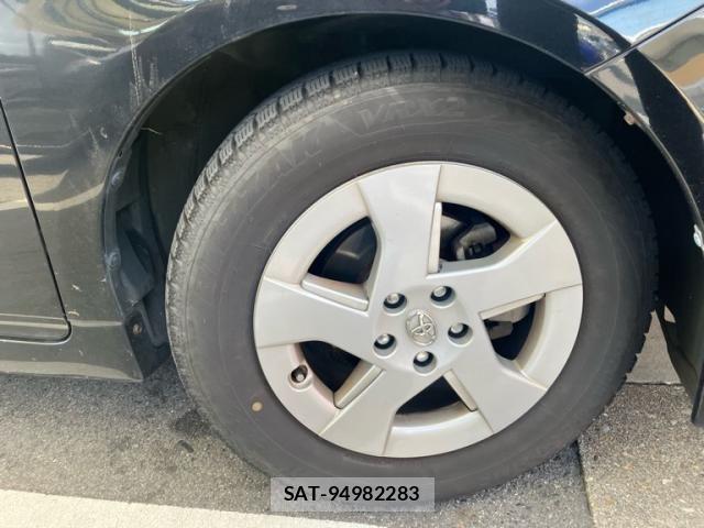 Toyota PRIUS 2011-10 8037758-7