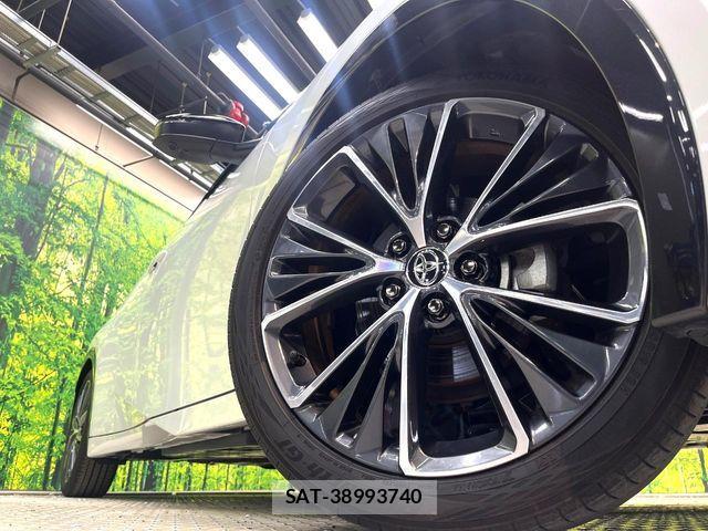 Toyota PRIUS 2023-12 8037634-12