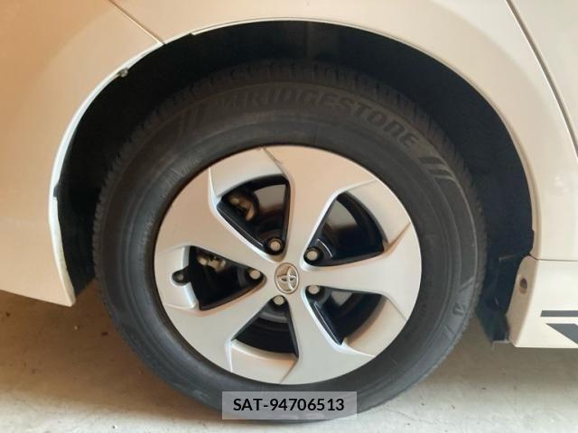 Toyota PRIUS 2013-03 8037741-5