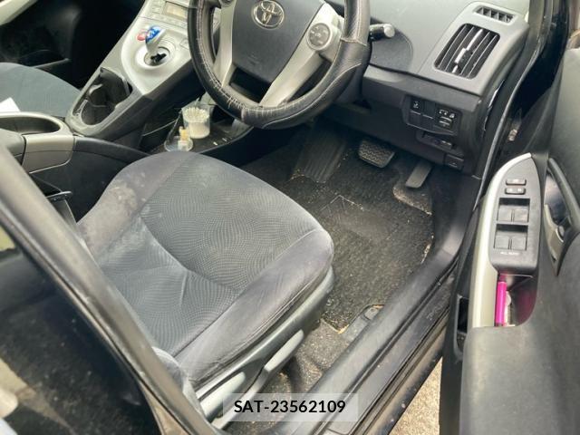 Toyota PRIUS 2012-09 8037739-9