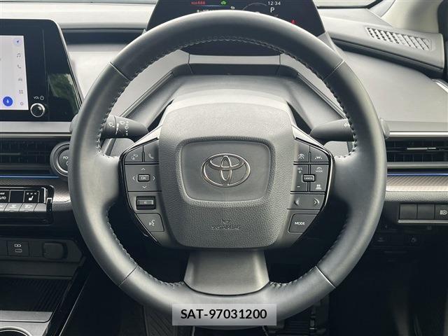 Toyota PRIUS 2025-04 8037642-18