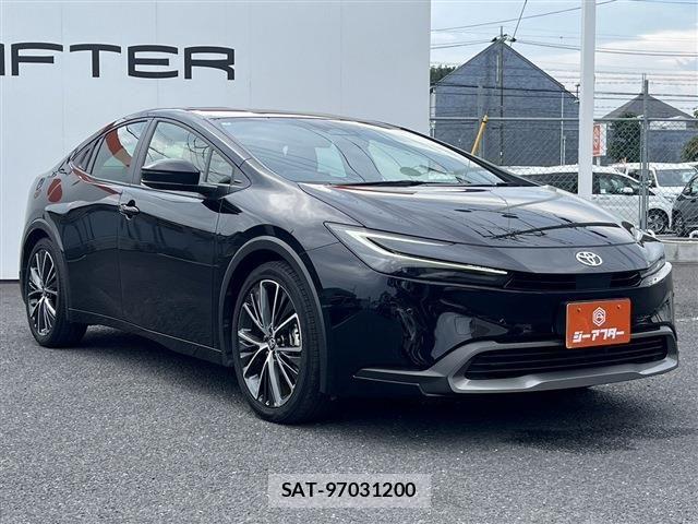 Toyota PRIUS 2025-04 8037642-20
