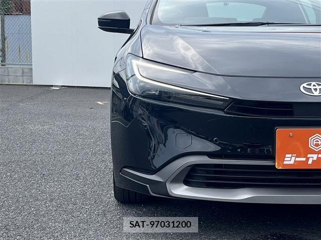 Toyota PRIUS 2025-04 8037642-24