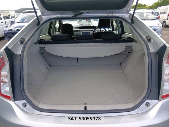 Toyota PRIUS 2015-05 8037714-5
