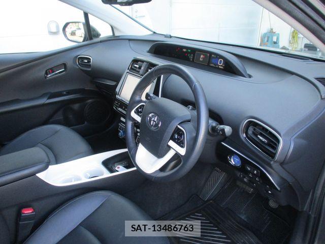 Toyota PRIUS 2016-12 8037688-11
