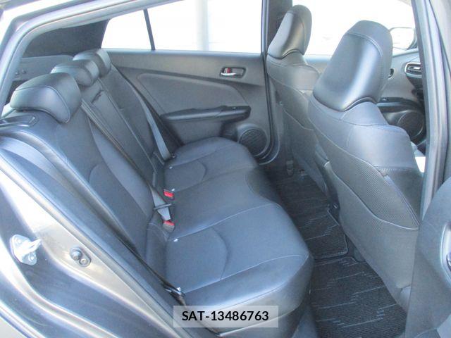 Toyota PRIUS 2016-12 8037688-14