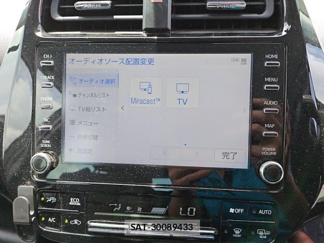 Toyota PRIUS 2021-08 8037658-12