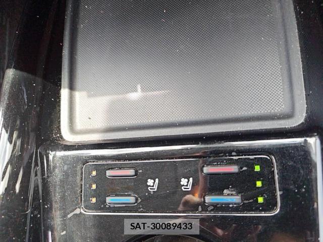 Toyota PRIUS 2021-08 8037658-19