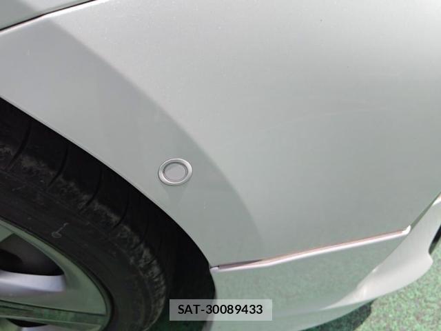 Toyota PRIUS 2021-08 8037658-25