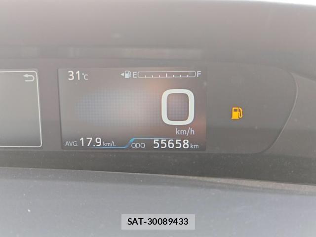 Toyota PRIUS 2021-08 8037658-28