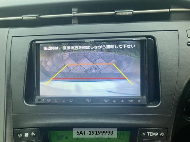 Toyota PRIUS 2011-12 8037748-20