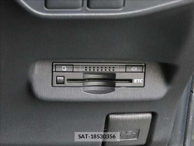 Toyota PRIUS 2015-02 8037693-5