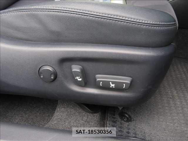 Toyota PRIUS 2015-02 8037693-7