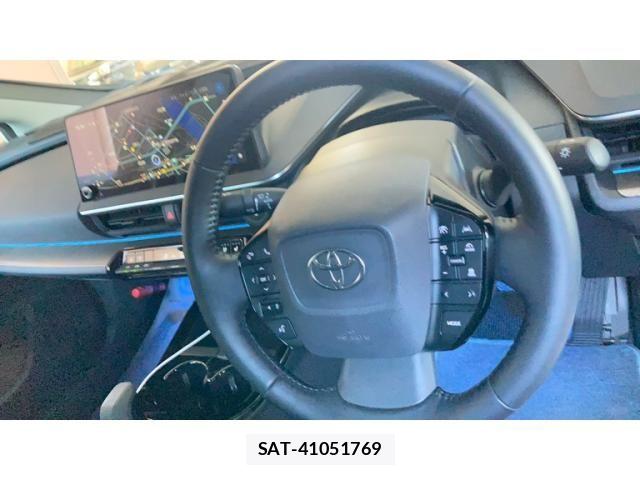 Toyota PRIUS 2023-09 8037639-10