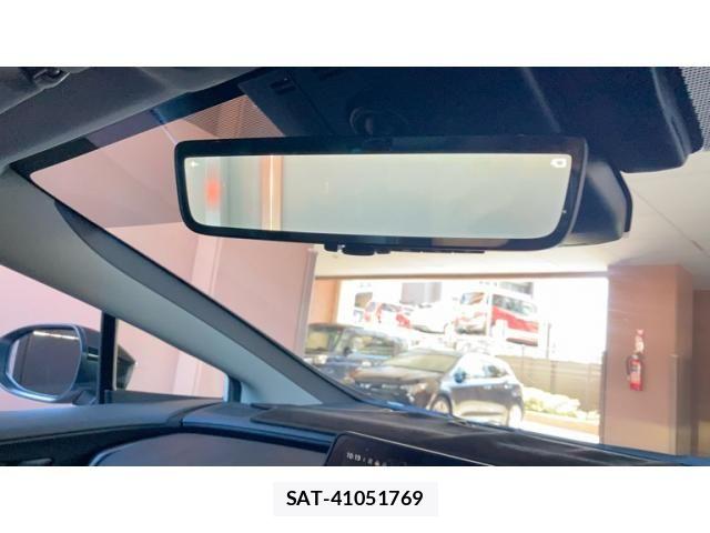 Toyota PRIUS 2023-09 8037639-14
