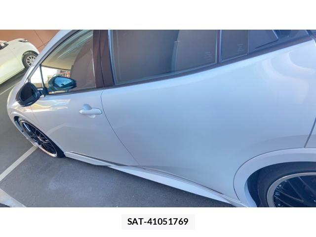 Toyota PRIUS 2023-09 8037639-3