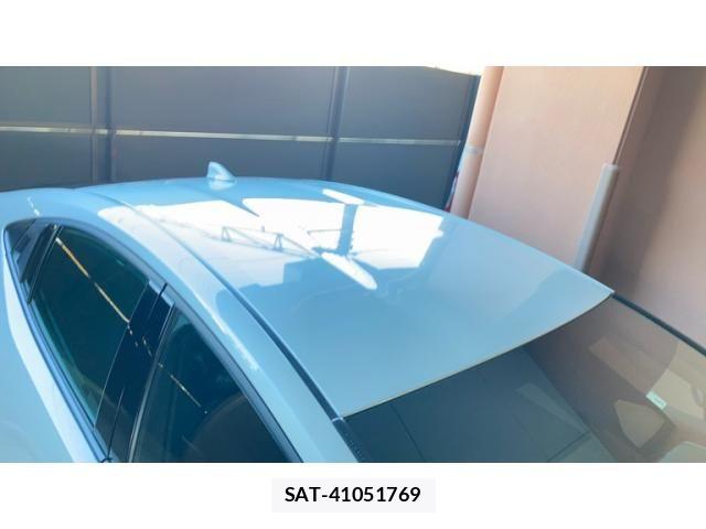 Toyota PRIUS 2023-09 8037639-8