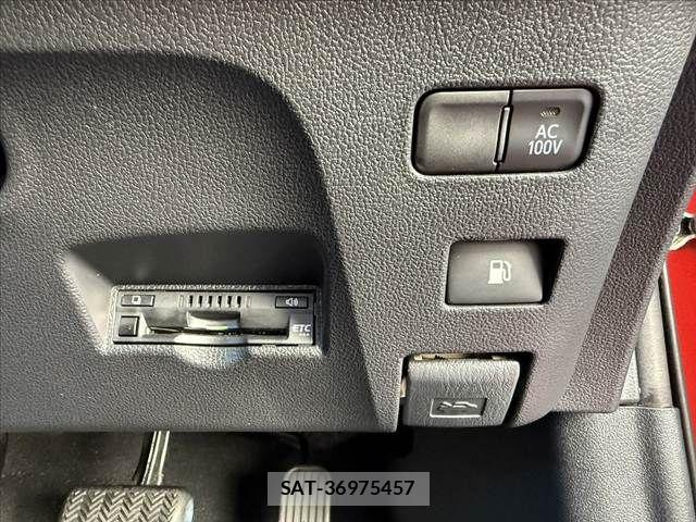 Toyota PRIUS 2022-03 8037663-22