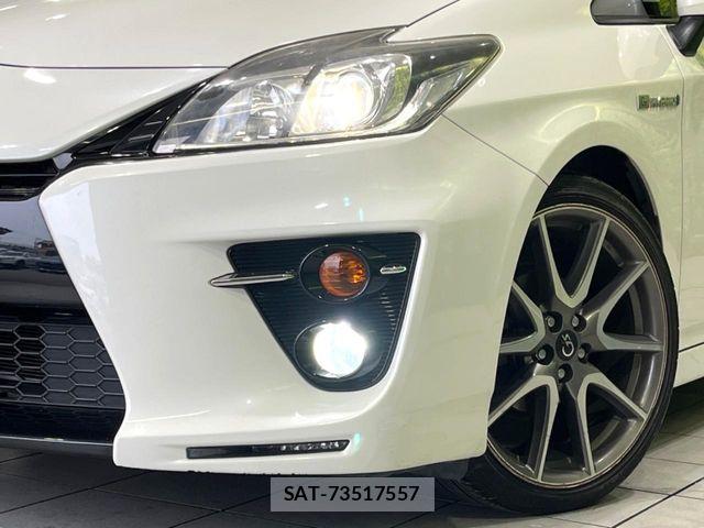 Toyota PRIUS 2013-09 8037703-11