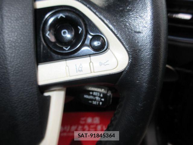 Toyota PRIUS 2016-06 8037695-11
