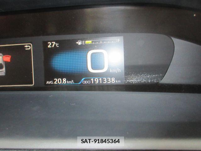 Toyota PRIUS 2016-06 8037695-12