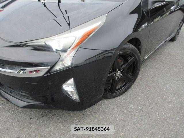 Toyota PRIUS 2016-06 8037695-13