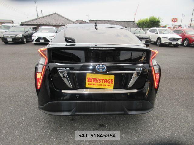 Toyota PRIUS 2016-06 8037695-19