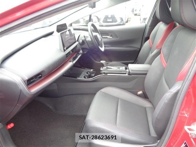 Toyota PRIUS 2023-06 8037648-10