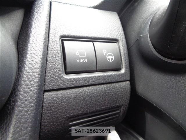Toyota PRIUS 2023-06 8037648-25
