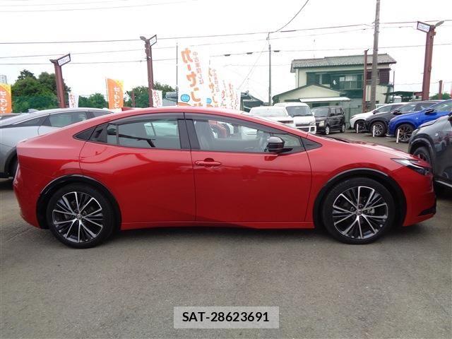 Toyota PRIUS 2023-06 8037648-3